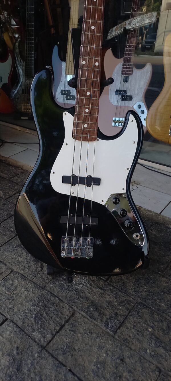 GIANINNI STRATOSONIC - 4 cordas (Preto) - Imagem 3